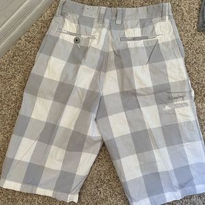 Union bay plaid cargo shorts, never worn, perfect condition